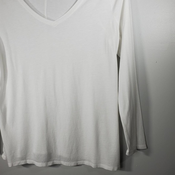 Lane Bryant 3/4 Sleeve V-Neck Tee Shirt White Size 14/16 - Picture 4 of 6